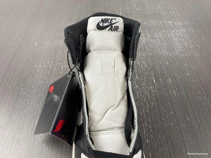 MaikeSneakers Retro White BQ4422-001 (2023) 1 Black High 85 Jordan 0726